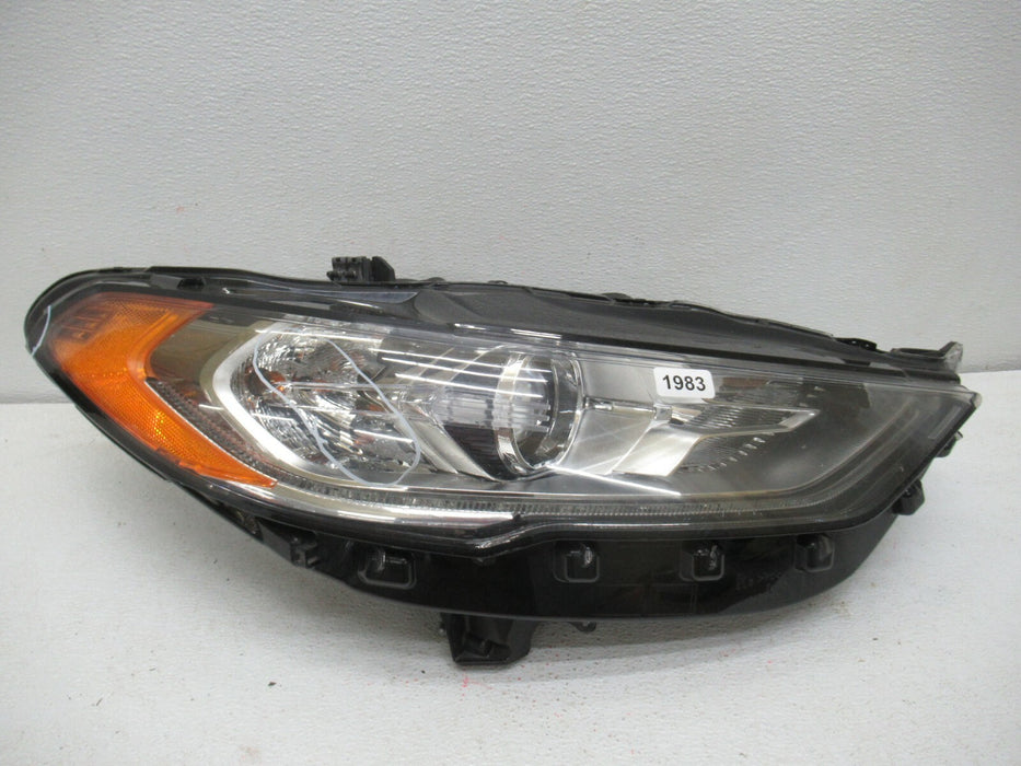 2017 - 2019 FORD FUSION PASSENGER SIDE HEADLIGHT HEADLAMP HALOGEN W/ LED OEM