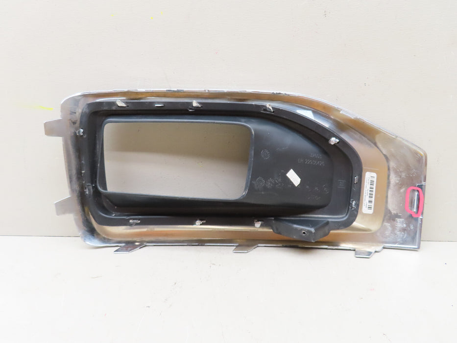 2015-2020 GMC YUKON XL YUKON FRONT LEFT DRIVER SIDE FOG LIGHT COVER OEM 22936426