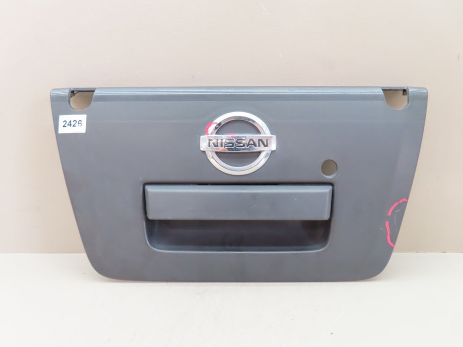 2013-2017 NISSAN FRONTIER S SL SV REAR TAILGATE TRUNK HANDLE W/ EMBLEM BADGE OEM