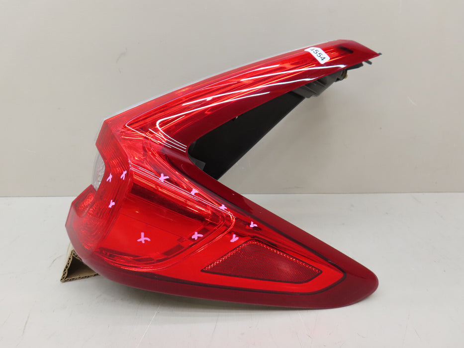 2017-2019 HONDA CRV CR-V REAR RIGHT PASSENGER SIDE TAIL LIGHT OUTER OEM