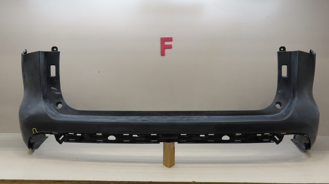 2020-2023 TOYOTA HIGHLANDER REAR BUMPER COVER OEM