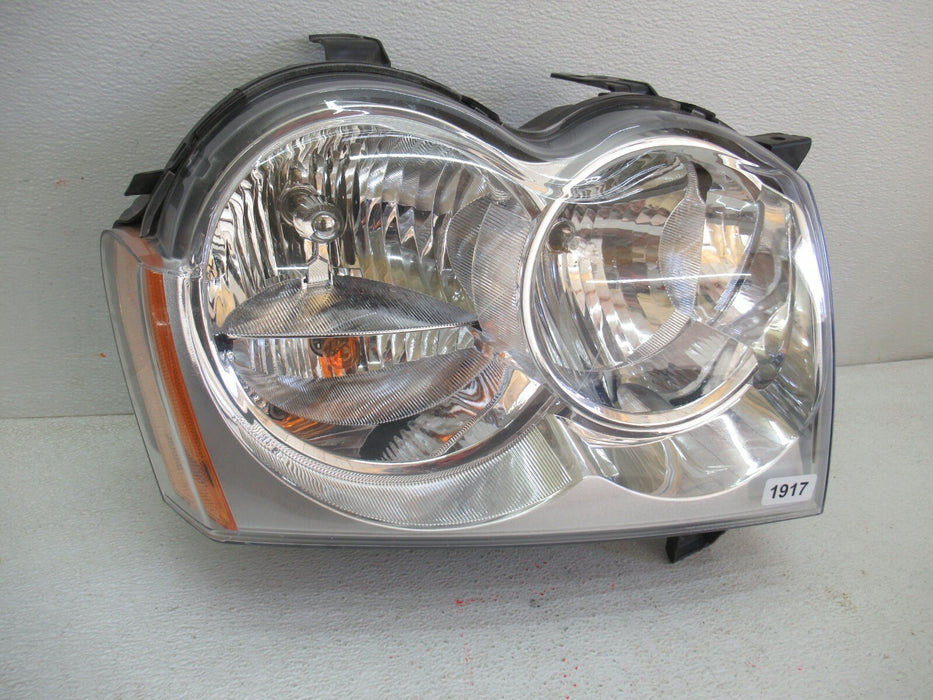 2005 - 2007 JEEP GRAND CHEROKEE LEFT DRIVER SIDE HALOGEN HEADLIGHT LAMP OEM