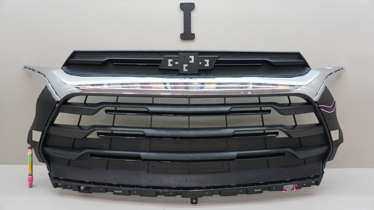 2021-2022 CHEVROLET TAHOE FRONT MAIN GRILLE 42756111 OEM