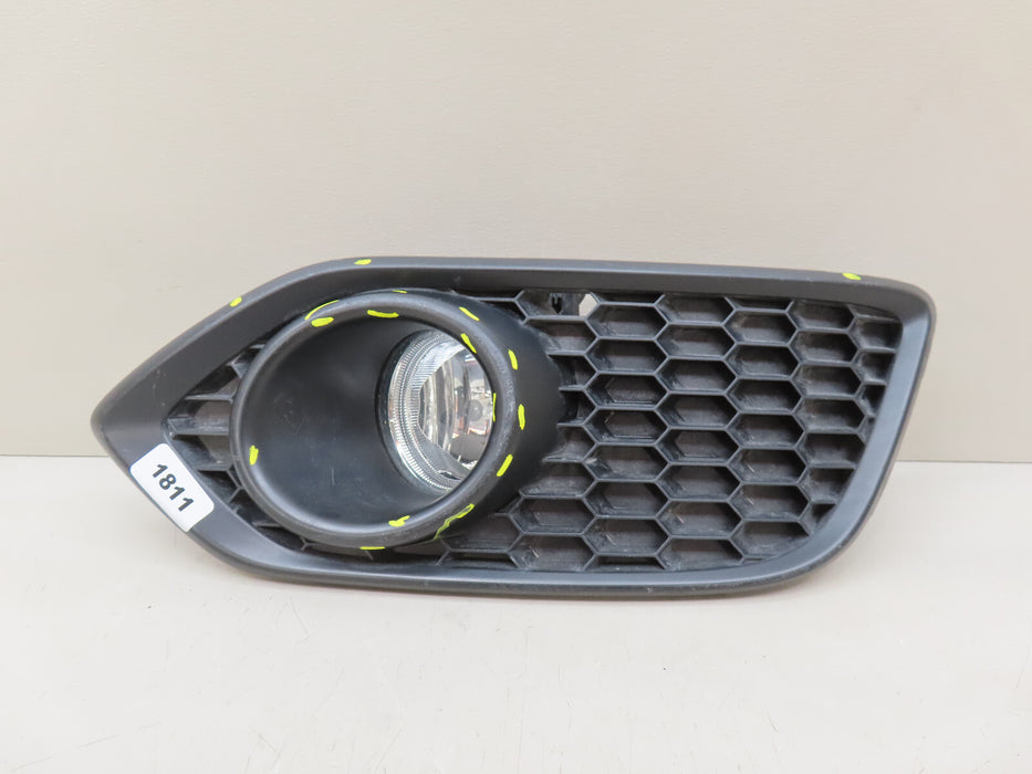 2019-2021 HONDA HRV HR-V FRONT RIGHT FOG LIGHT W/COVER OEM