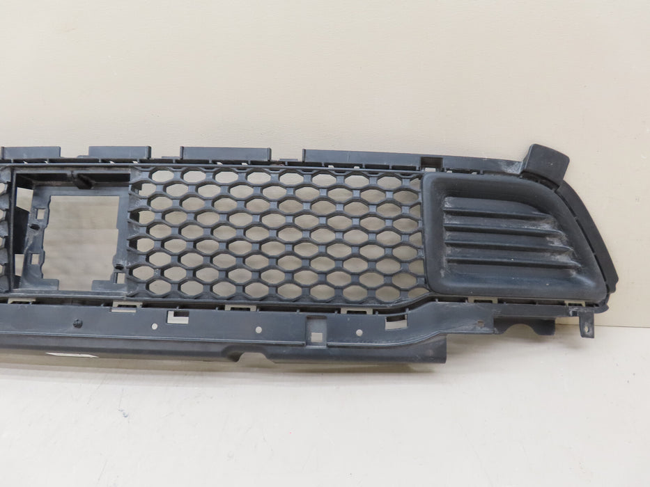 2019-2022 JEEP CHEROKEE FRONT BUMPER CENTER LOWER GRILLE GRILL OEM 68288045AB