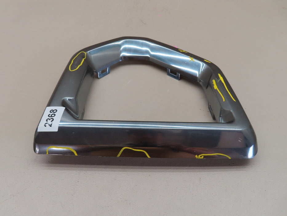 2019-2022 GMC SIERRA 1500 AT4 FRONT LEFT FOG LIGHT BEZEL COVER TRIM OEM 84528058