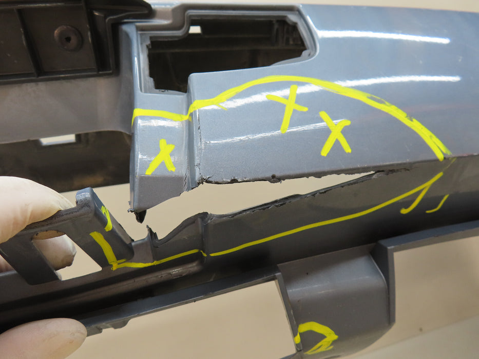 2015-2020 GMC YUKON REAR BUMPER COVER OEM