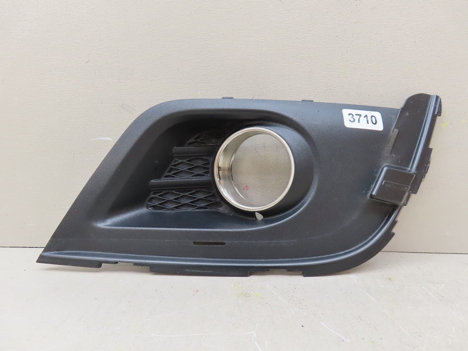 2016 2017 2018 BUICK ENVISION FRONT RIGHT PASSENGER FOG LIGHT COVER BEZEL OEM