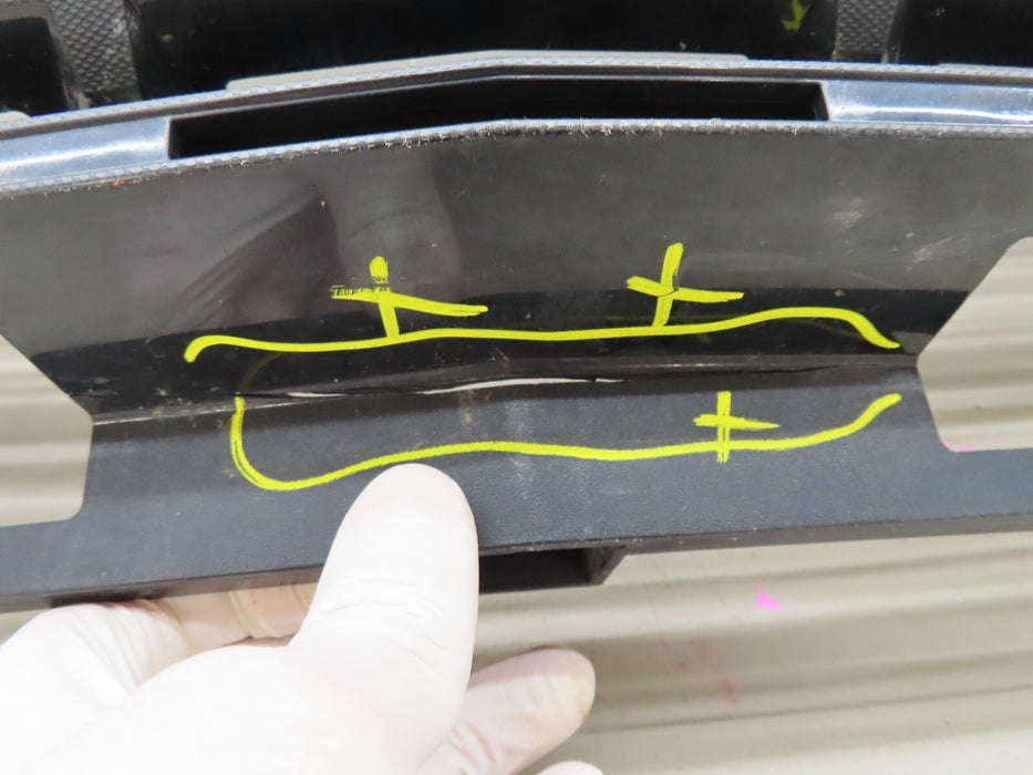 2019-2021 CHEVROLET SILVERADO 1500 Z71 FRONT GRILLE W/ EMBLEM BADGE OEM 84128450