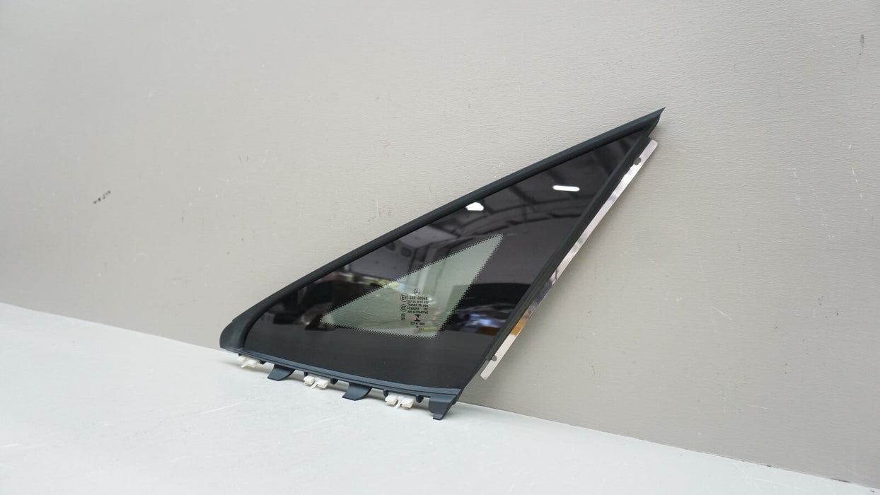 2019-2021 MERCEDES-BENZ AMG GT 63 53 REAR RIGHT PASSENGER SIDE GLASS OEM