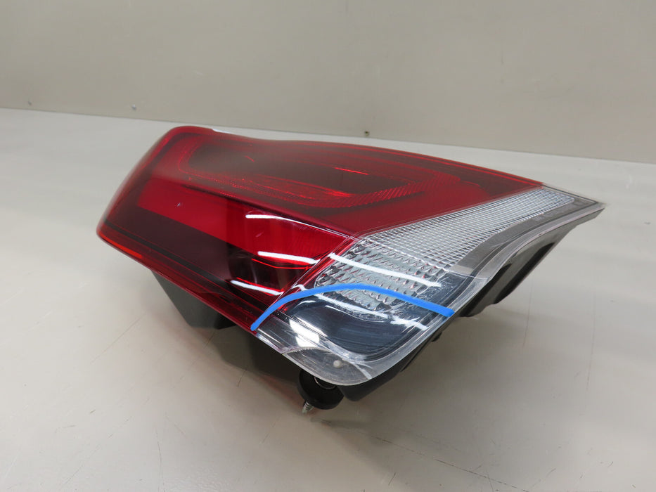 2015-2023 CHRYSLER 300 SRT LEFT DRIVER SIDE TAIL LIGHT OEM 68400331AA