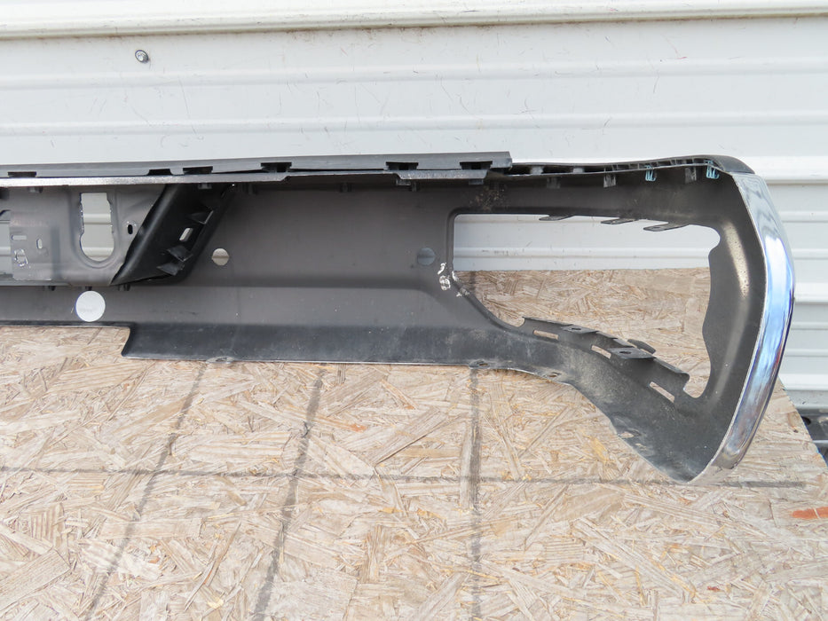2019-2022 GMC/CHEVROLET SIERRA/SILVERADO 2500 3500 REAR BUMPER COVER OEM