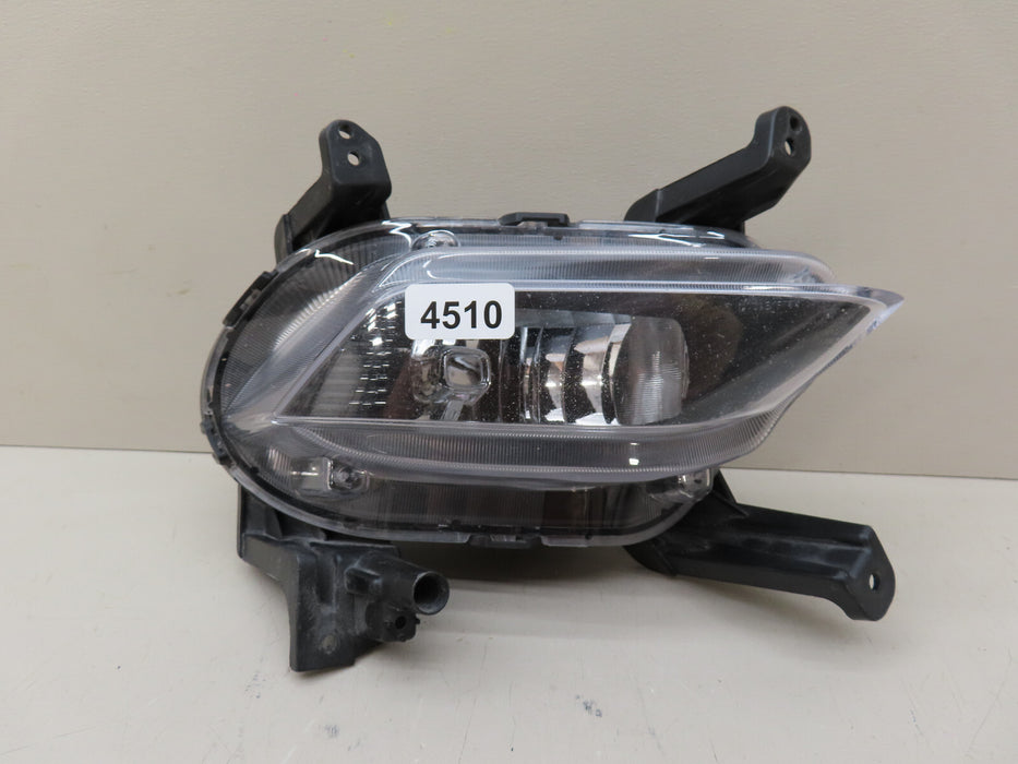 2019 2020 HYUNDAI SANTA FE FRONT RIGHT PASSENGER SIDE FOG LIGHT OEM 92202-S2000