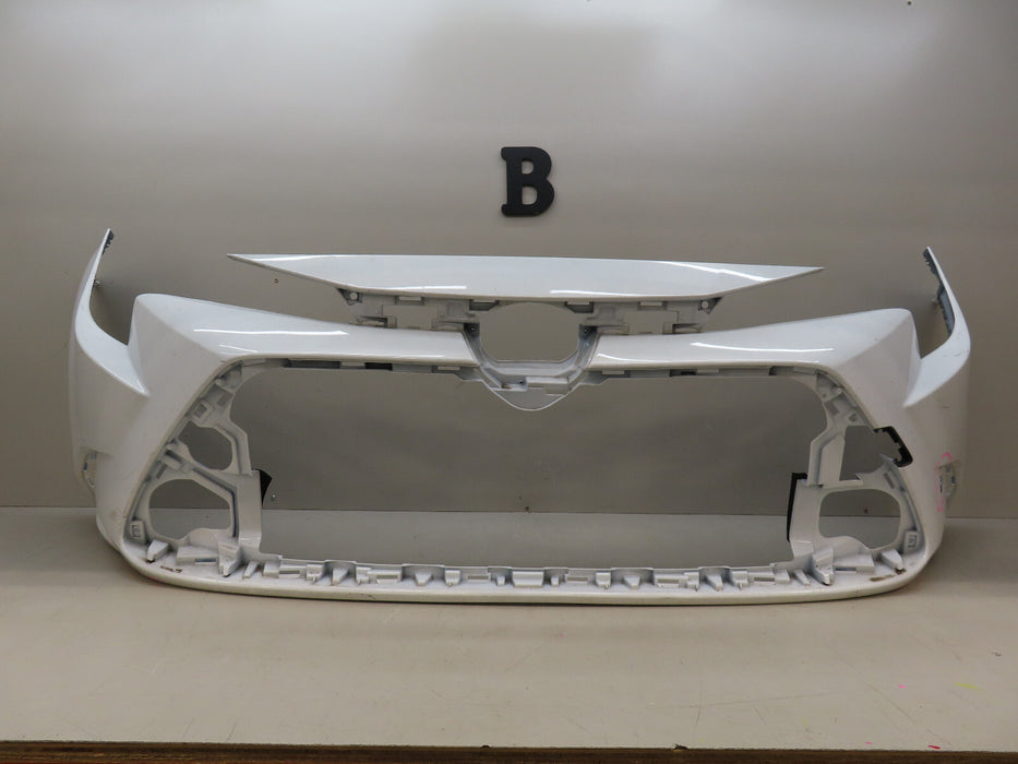 2020 2021 2022 TOYOTA COROLLA FRONT BUMPER COVER OEM