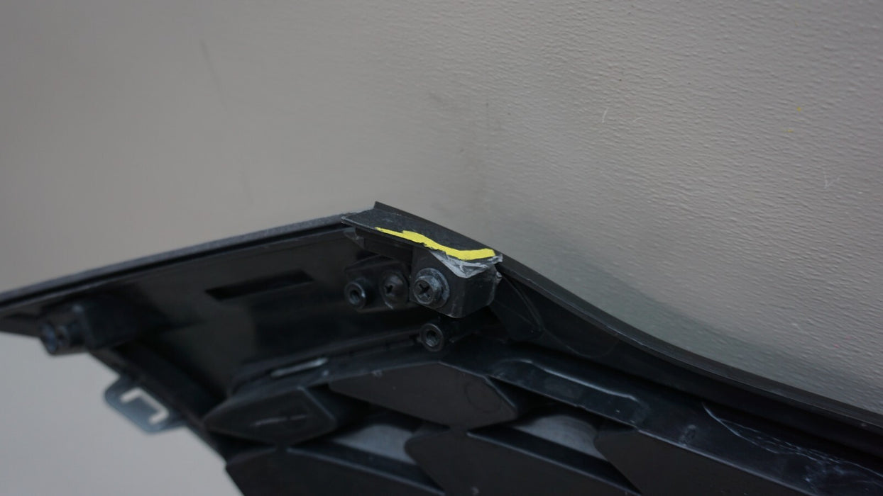 2019-2021 HYUNDAI TUCSON FRONT CENTER RADIATOR GRILLE OEM 86351D3500