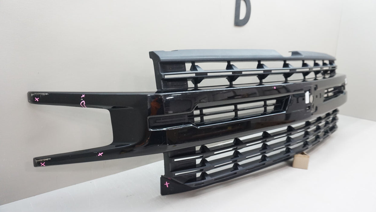 2019-2021 CHEVROLET SILVERADO 1500 FRONT CENTER GRILLE GRILL OEM 84128450