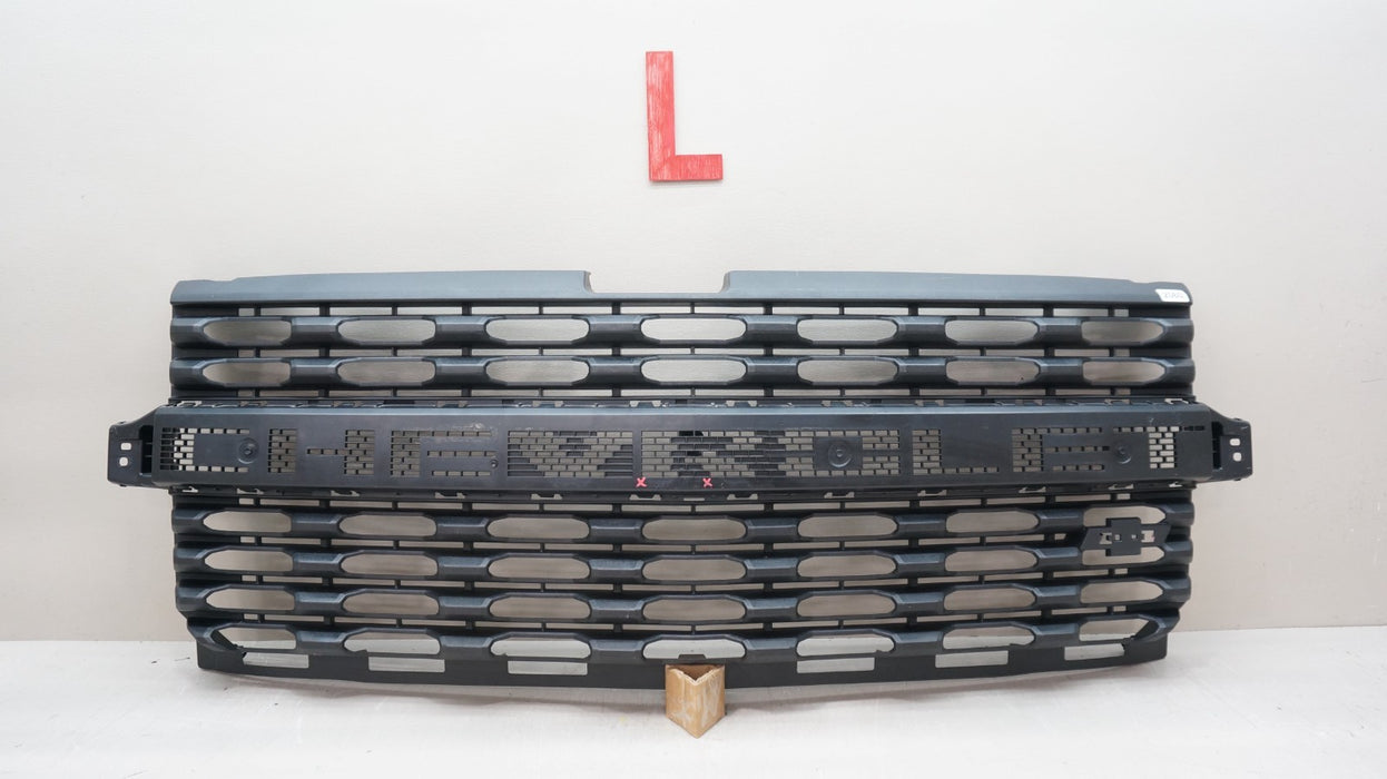 2019-2022 CHEVROLET SILVERADO 1500 FRONT BUMPER RADIATOR GRILLE OEM 23388715