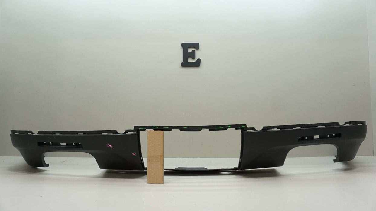 2017-2021 CHEVROLET TRAVERSE REAR LOWER VALANCE BUMPER COVER OEM 84294625