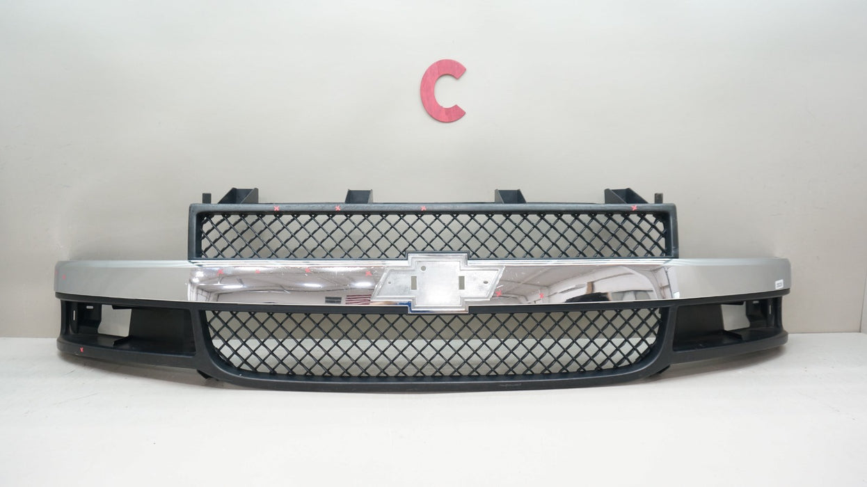 2003-2023 CHEVROLET EXPRESS FRONT BUMPER RADIATOR GRILLE OEM 22816425