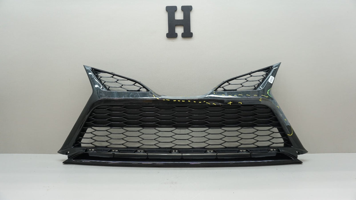2021-2023 TOYOTA CAMRY FRONT CENTER RADIATOR GRILLE OEM