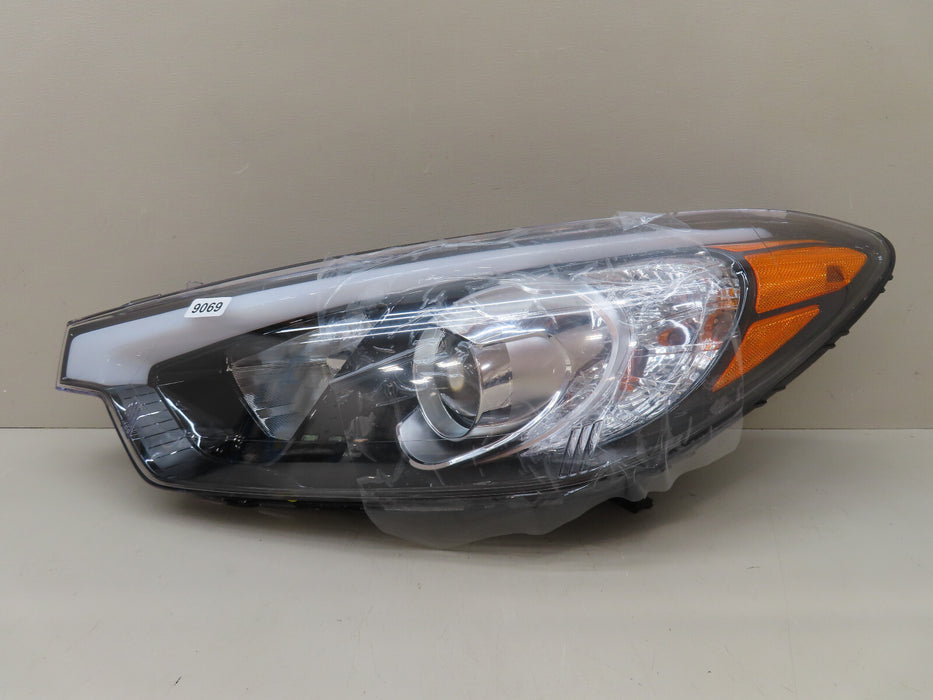 2014-2016 KIA FORTE FRONT LEFT DRIVER HEADLIGHT HALOGEN OEM 92101-A7