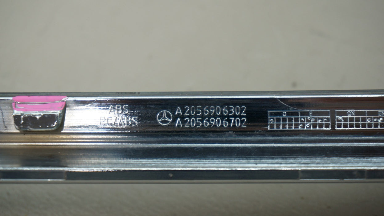 2015-2020 MERCEDES-BENZ C300 REAR LEFT DOOR TRIM CHROME MOLDING OEM A2056906302