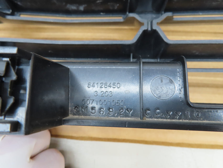 2019-2021 CHEVROLET SILVERADO 1500 FRONT RADIATOR GRILLE GRILL OEM