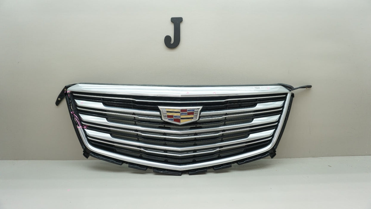 2017-2019 CADILLAC XT5 FRONT UPPER MAIN GRILLE OEM 84107964 17 18 19