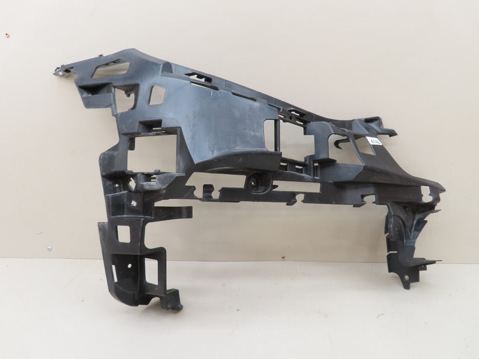 2016-2020 MERCEDES-BENZ E-CLASS FRONT RIGHT PASSENGER SIDE BUMPER BRACKET OEM