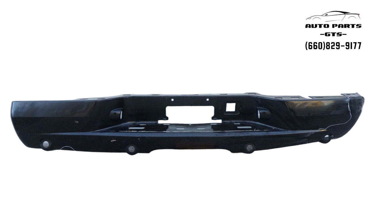 2002-2006 CADILLAC ESCALADE REAR BUMPER COVER PANEL PLASTIC 15063812 OEM