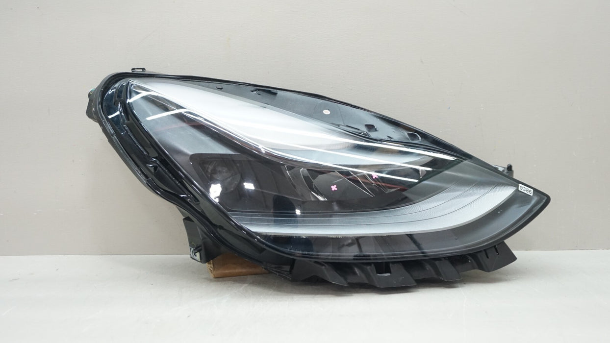 2021-2023 TESLA MODEL 3 / MODEL Y RIGHT PASSENGER SIDE HEADLIGHT OEM