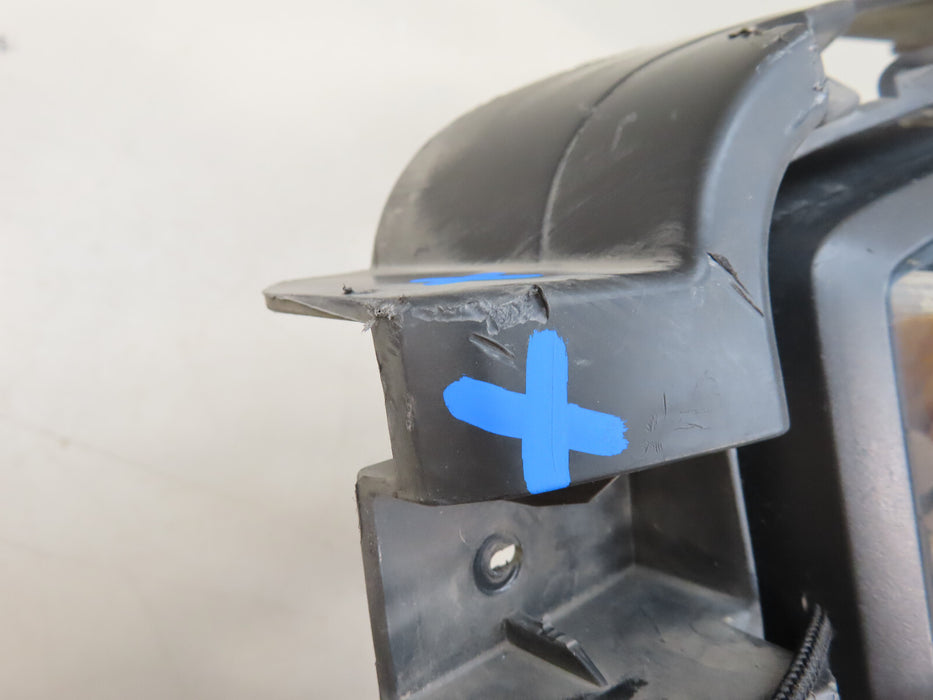 2015-2020 GMC YUKON XL FRONT BUMPER UPPER GRILLE GRILL OEM 84722258