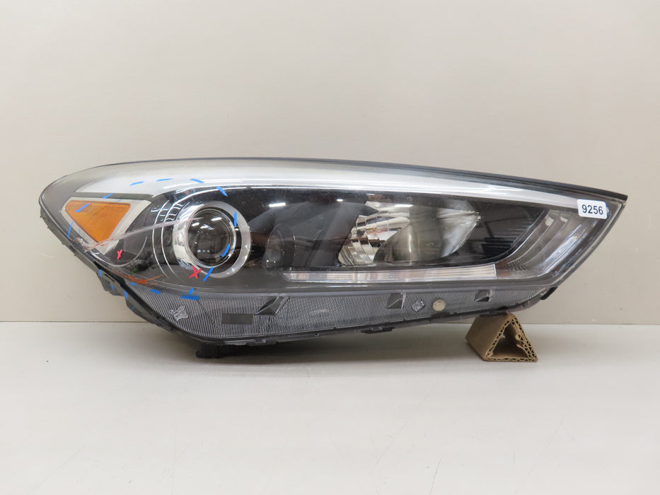 2016-2018 HYUNDAI TUCSON FRONT RIGHT PASSENGER HEADLIGHT HALOGEN W/LED OEM
