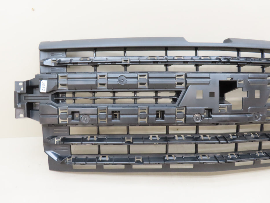 2019-2021 CHEVROLET SILVERADO 1500 FRONT BUMPER RADIATOR GRILLE OEM