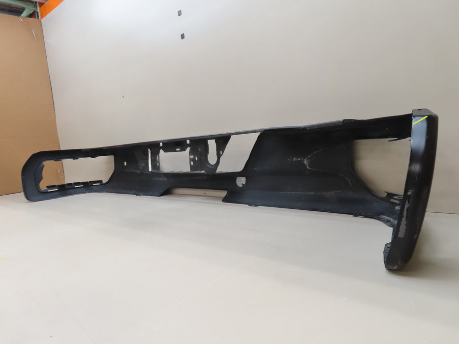 2019-2022 CHEVROLET/GMC SILVERADO/SIERRA 1500 REAR METAL BUMPER OEM