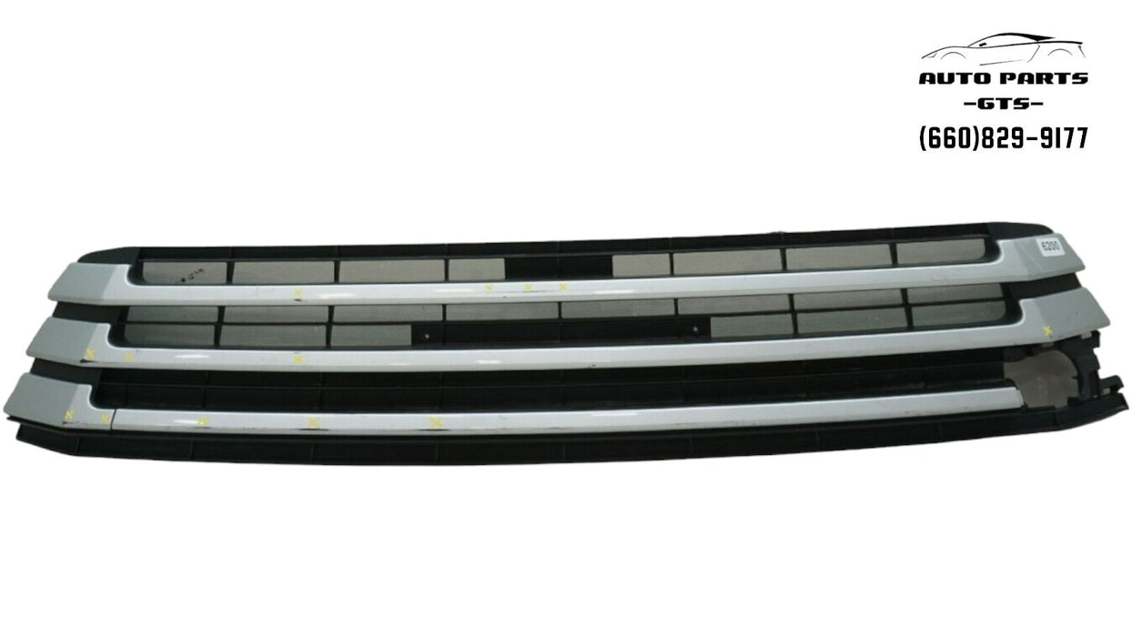 2017-2019 TOYOTA HIGHLANDER FRONT LOWER GRILLE 53102-0E070 OEM 17 18 19