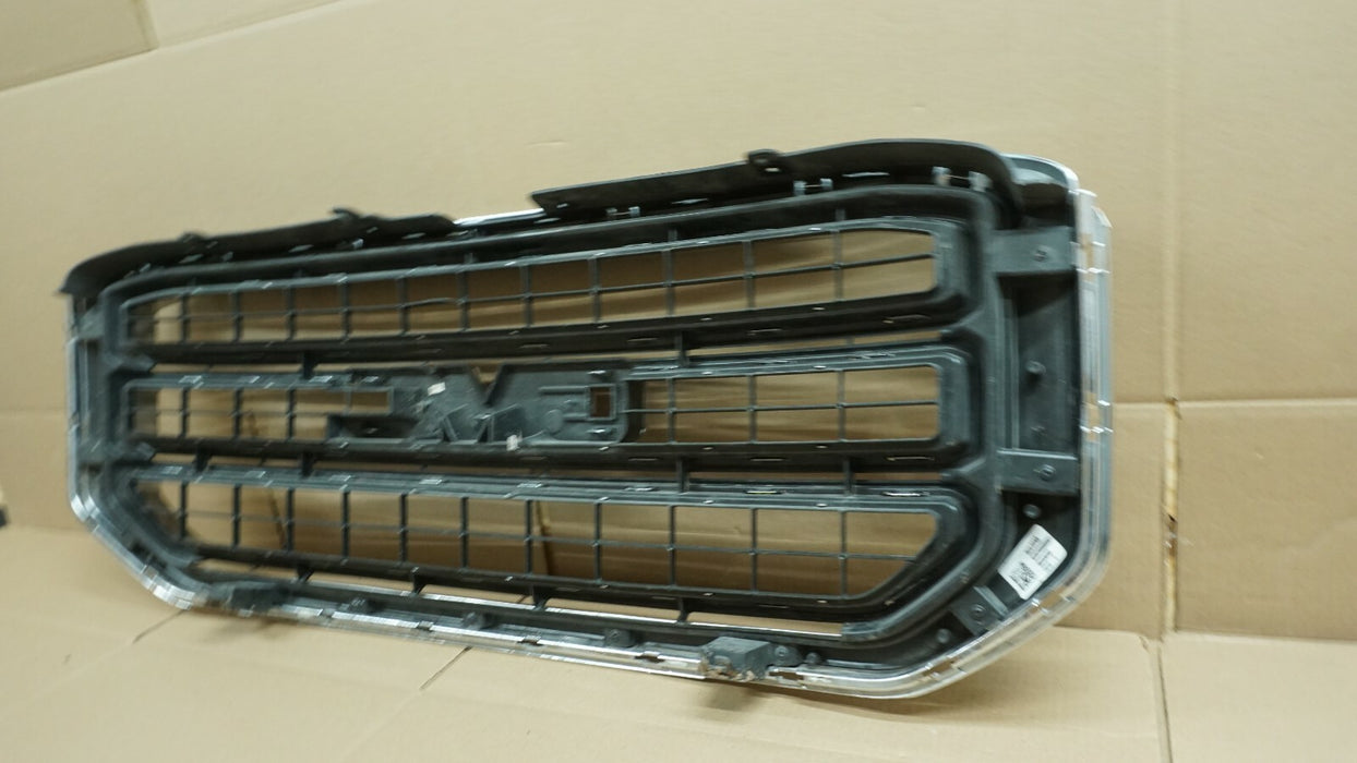 2015-2020 GMC YUKON XL FRONT BUMPER UPPER GRILLE GRILL CHROME COVER 84722258 OEM