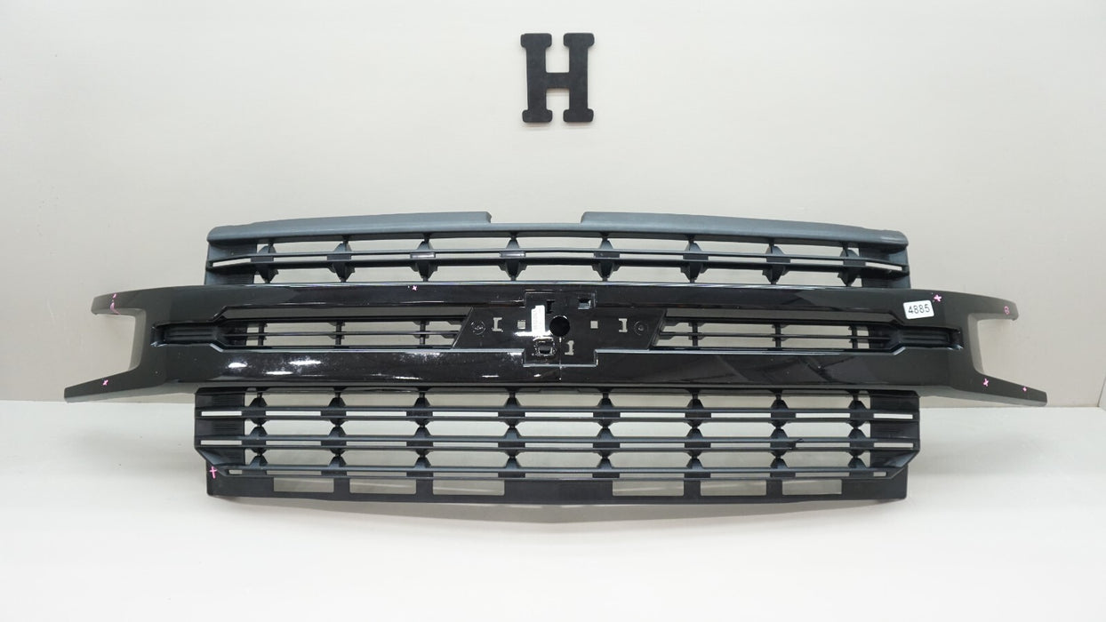 2019-2021 CHEVROLET SILVERADO 1500 FRONT RADIATOR GRILLE 84128450 OEM 19 20 21
