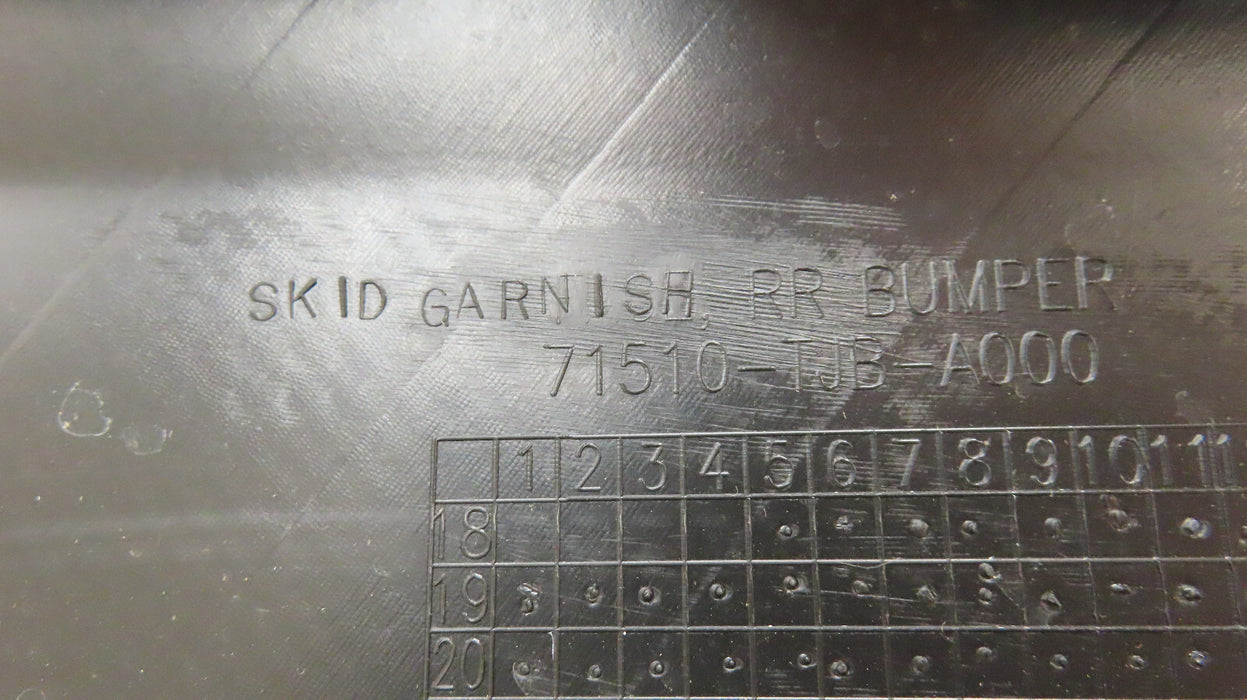 2019-2021 ACURA RDX REAR LOWER BUMPER COVER VALANCE OEM 71510-TJB-A000