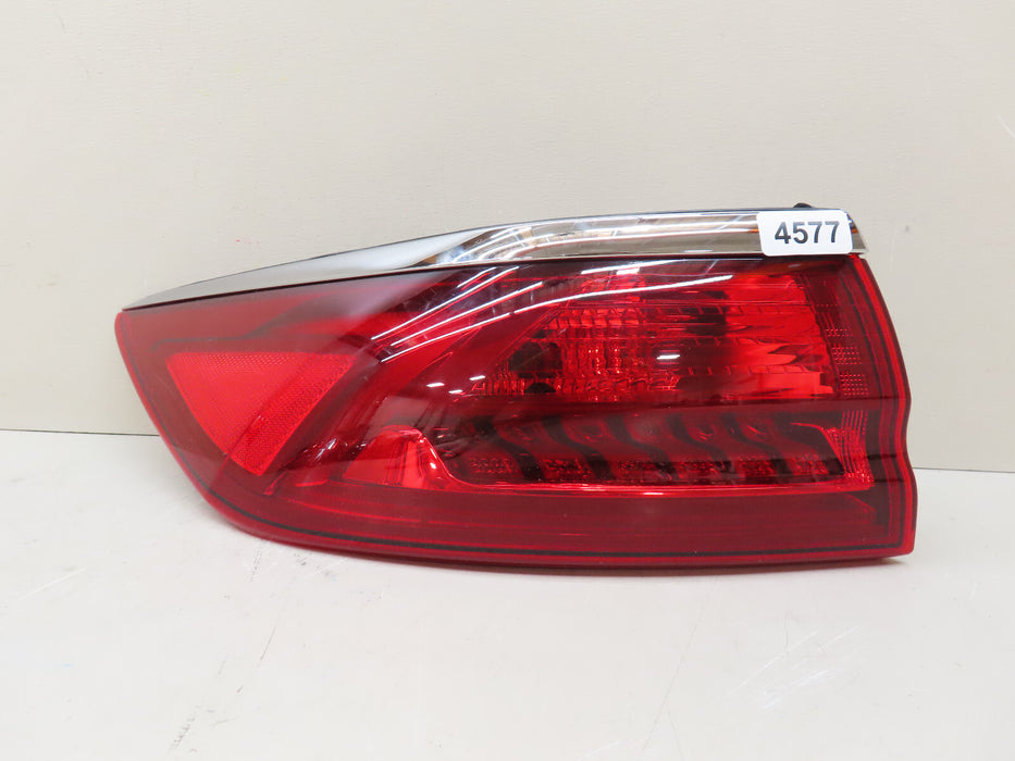 2017-2019 KIA CADENZA LEFT DRIVER SIDE TAIL LIGHT OEM