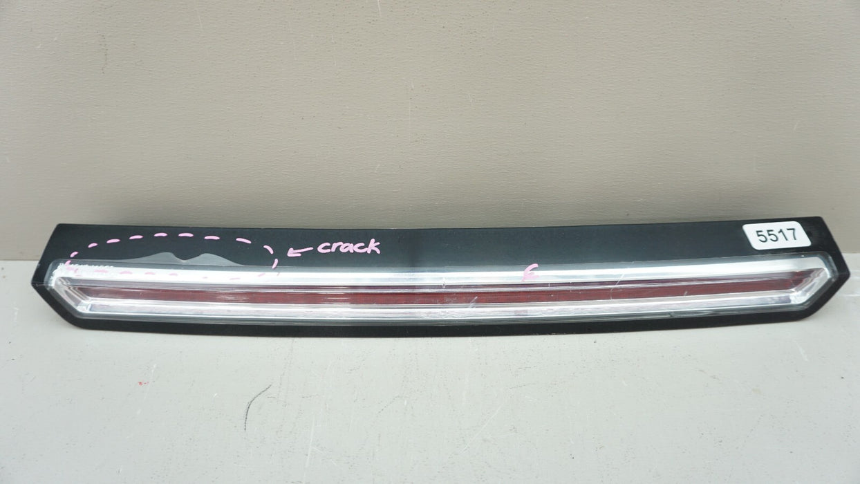 2015-2020 CHEVROLET TAHOE REAR THIRD REAR TAIL LIGHT LAMP LED OEM 2300509