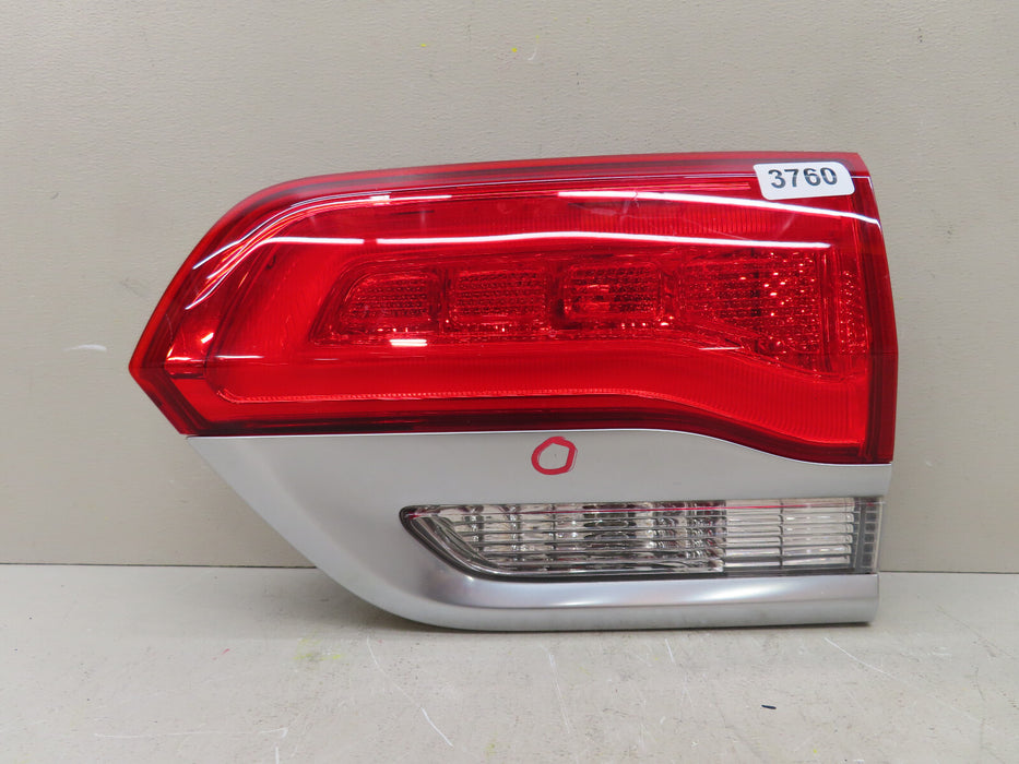 2014-2018 JEEP GRAND CHEROKEE REAR RIGHT PASSENGER INNER TAIL LIGHT OEM