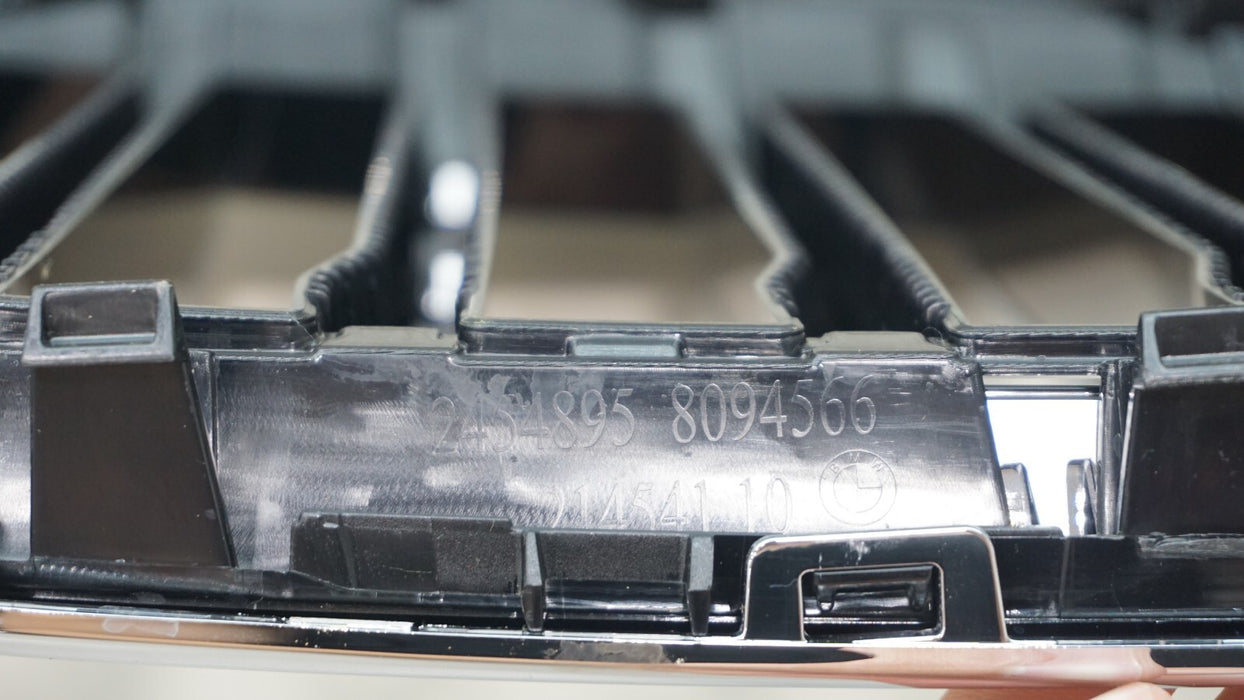 2019-2021 BMW X7 G07 FRONT CHROME UPPER RADIATOR GRILLE OEM 2454895