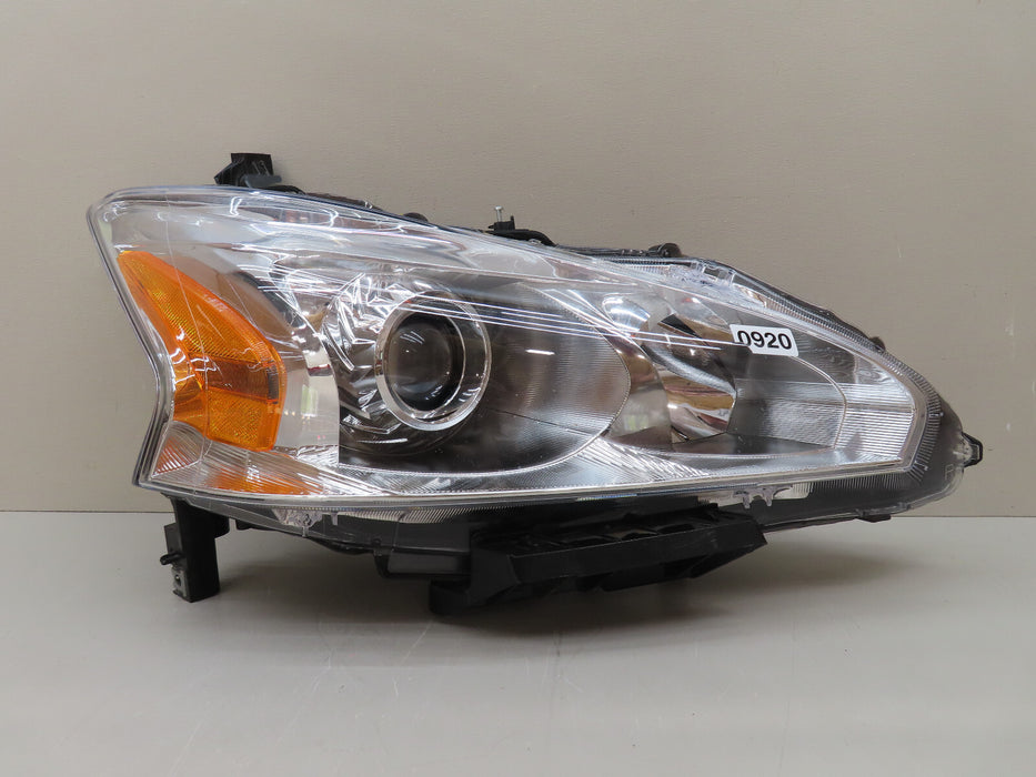 2013 2014 2015 NISSAN ALTIMA FRONT RIGHT PASSENGER SIDE HEADLIGHT HAOLGEN OEM