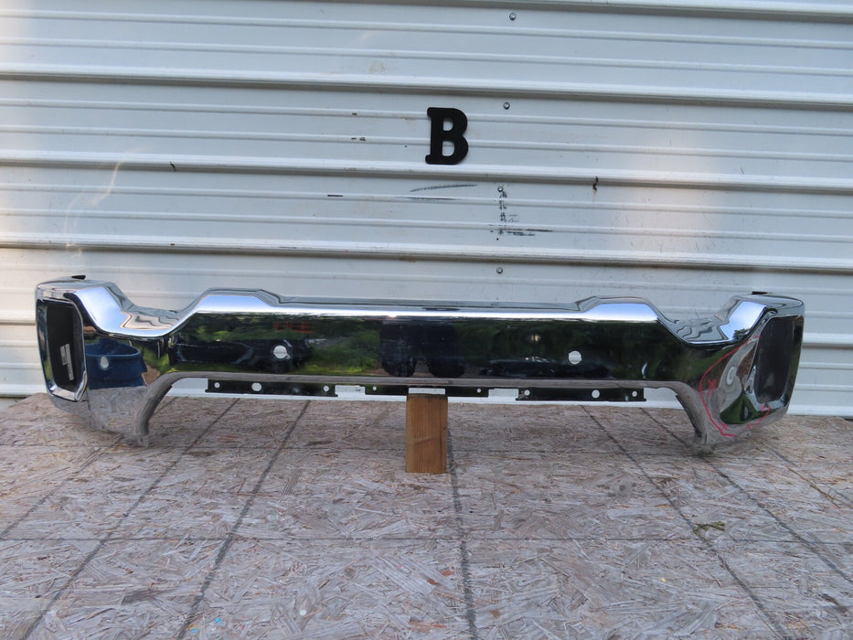 2020-2022 GMC SIERRA 2500 3500 HD FRONT METAL BUMPER COVER PANEL OEM 87819238
