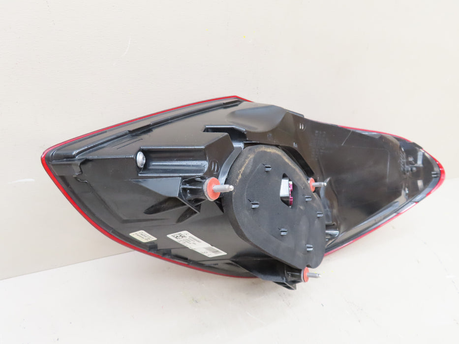 2019-2021 MERCEDES-BENZ C300 C63 LEFT DRIVER TAIL LIGHT LED OEM  A2059064903