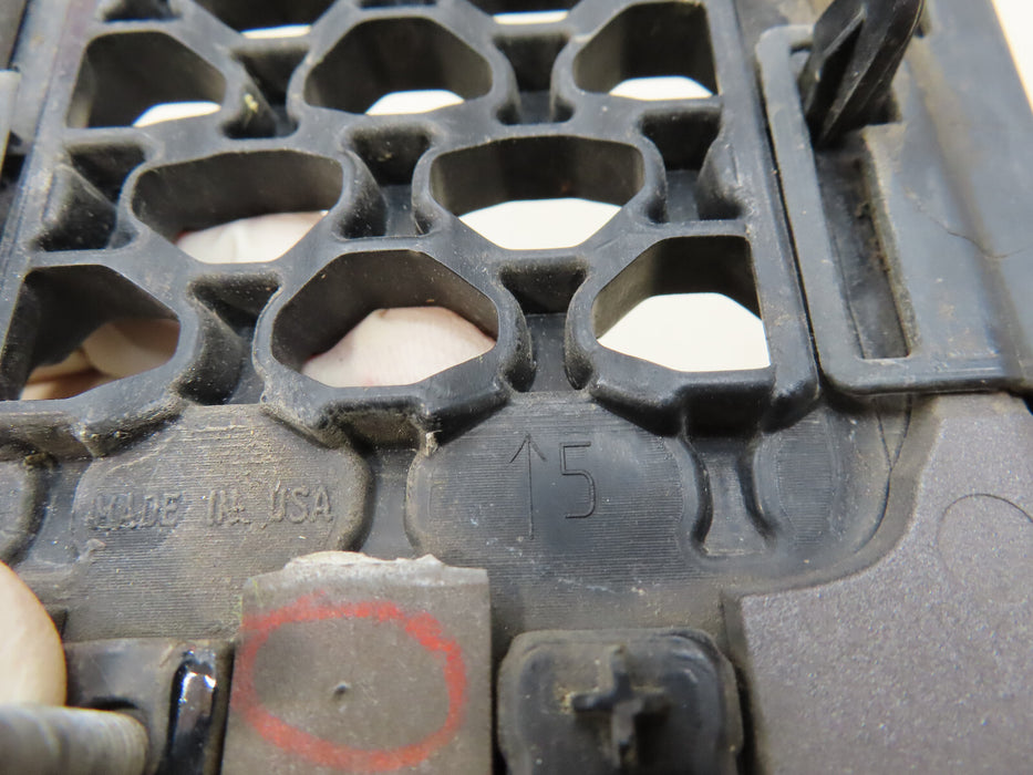 2019-2022 JEEP CHEROKEE FRONT RADIATOR GRILL GRILLE INSERT # 5 OEM