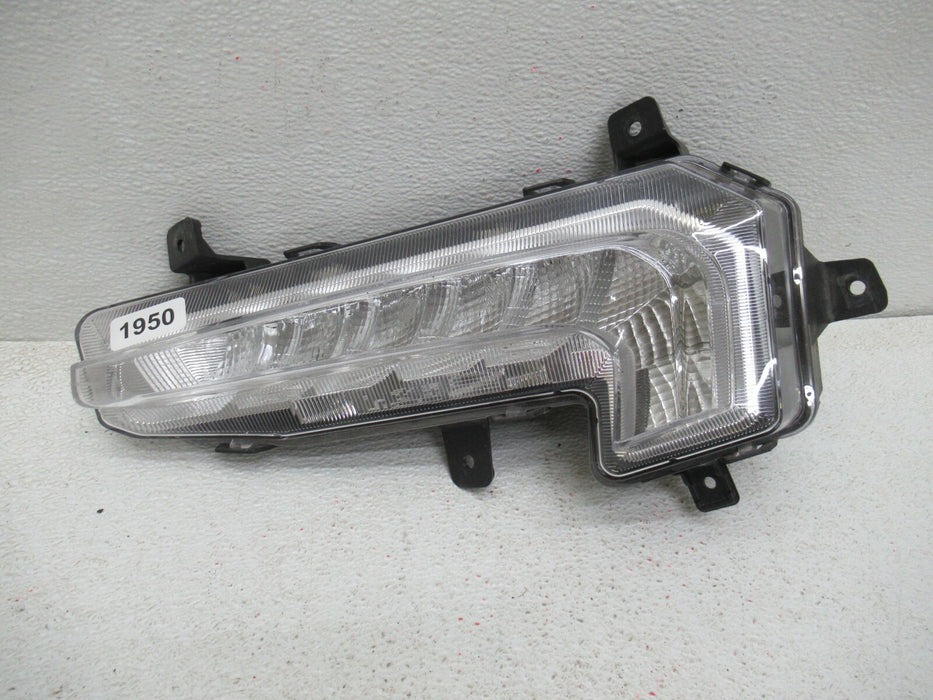 2016-2018 CHEVROLET MALIBU FRONT LEFT DRIVER SIDE FOG LIGHT LAMP LENS LED OEM