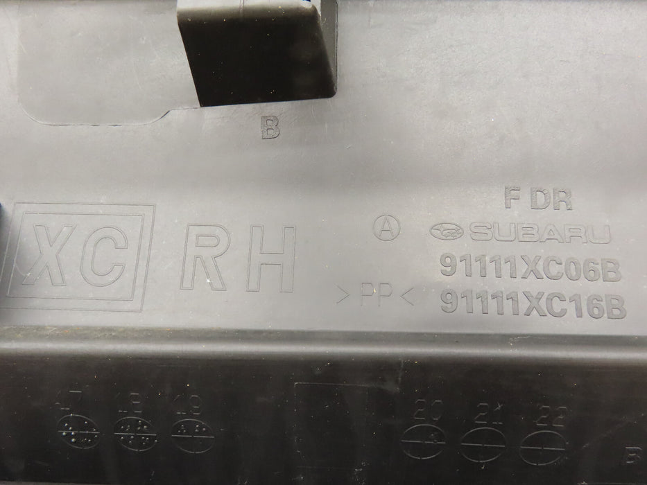 2019-2021 SUBARU ASCENT FRONT RIGHT PASSENGER SIDE LOWER DOOR TRIM MOLDING OEM