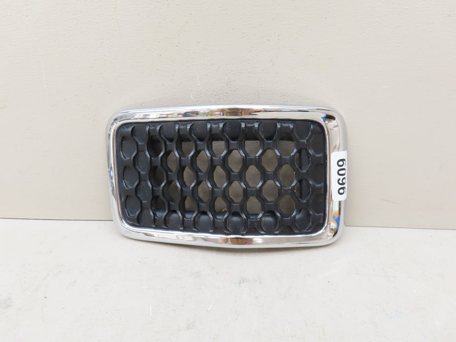 2019-2020 Jeep Cherokee Front HOOD Grille Insert #4 OEM 68323775AB-5
